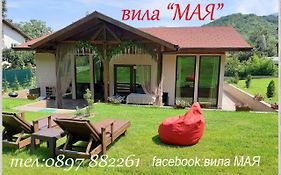 Вила МАЯ